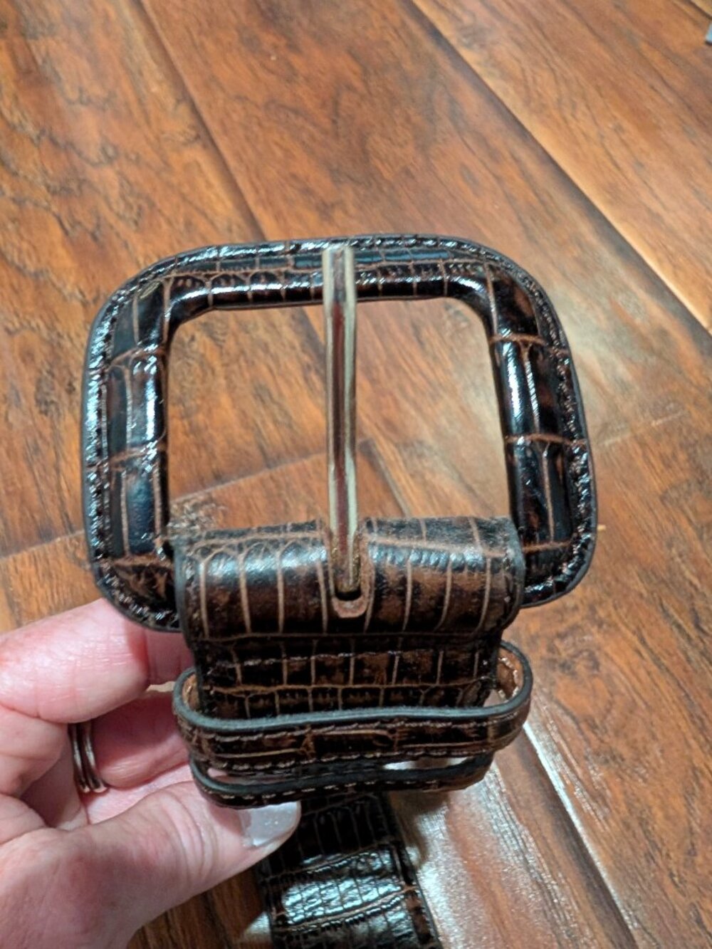 Banana Republic wide leather belt - Picture 4 of 13